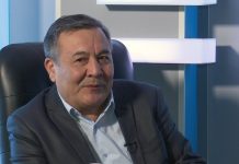 Дос Көшім, «Ұлт тағдыры» қозғалысының төрағасы, саясаткер